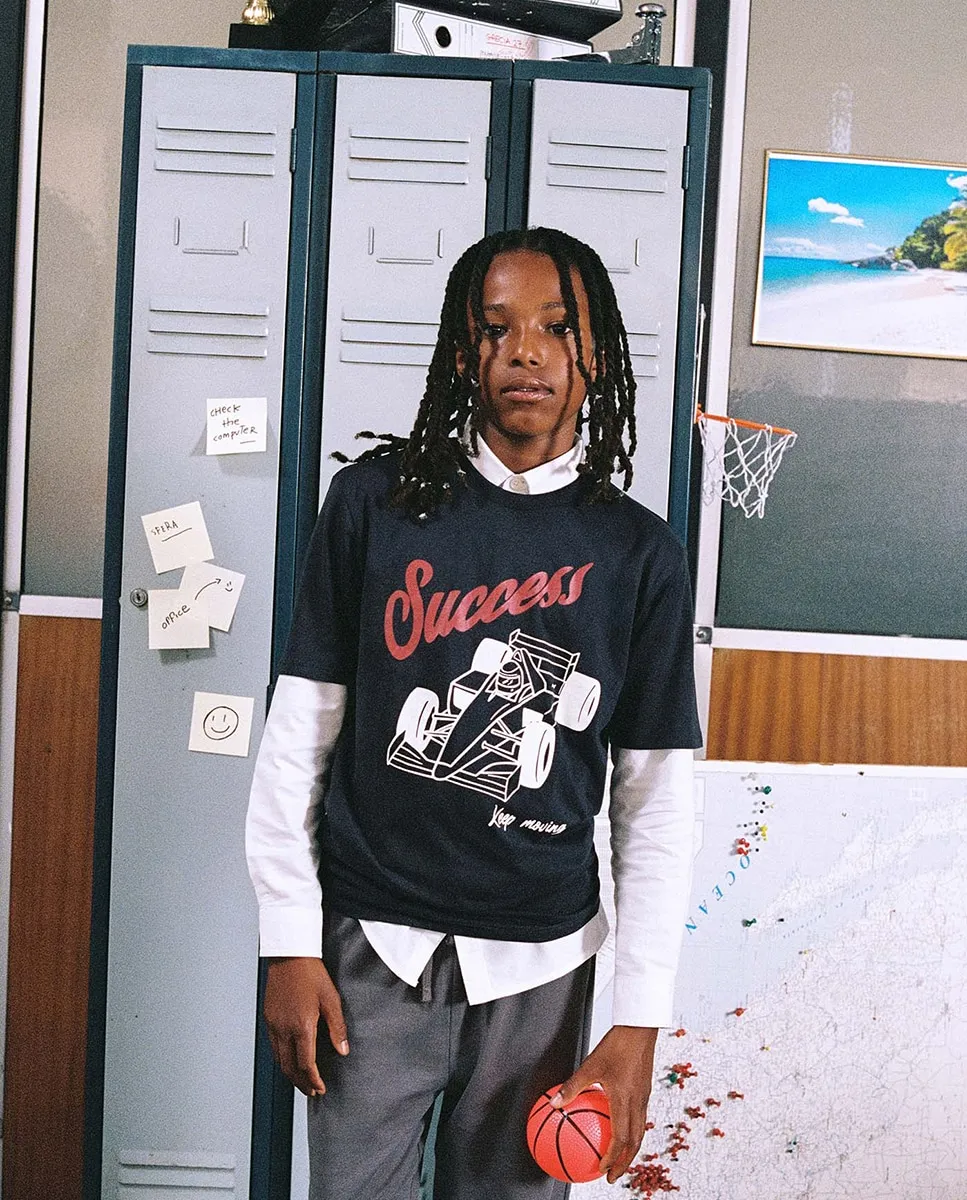 Базовая футболка с принтом Sfera, темно-синий
Базовая футболка с принтом Sfera, темно-синий