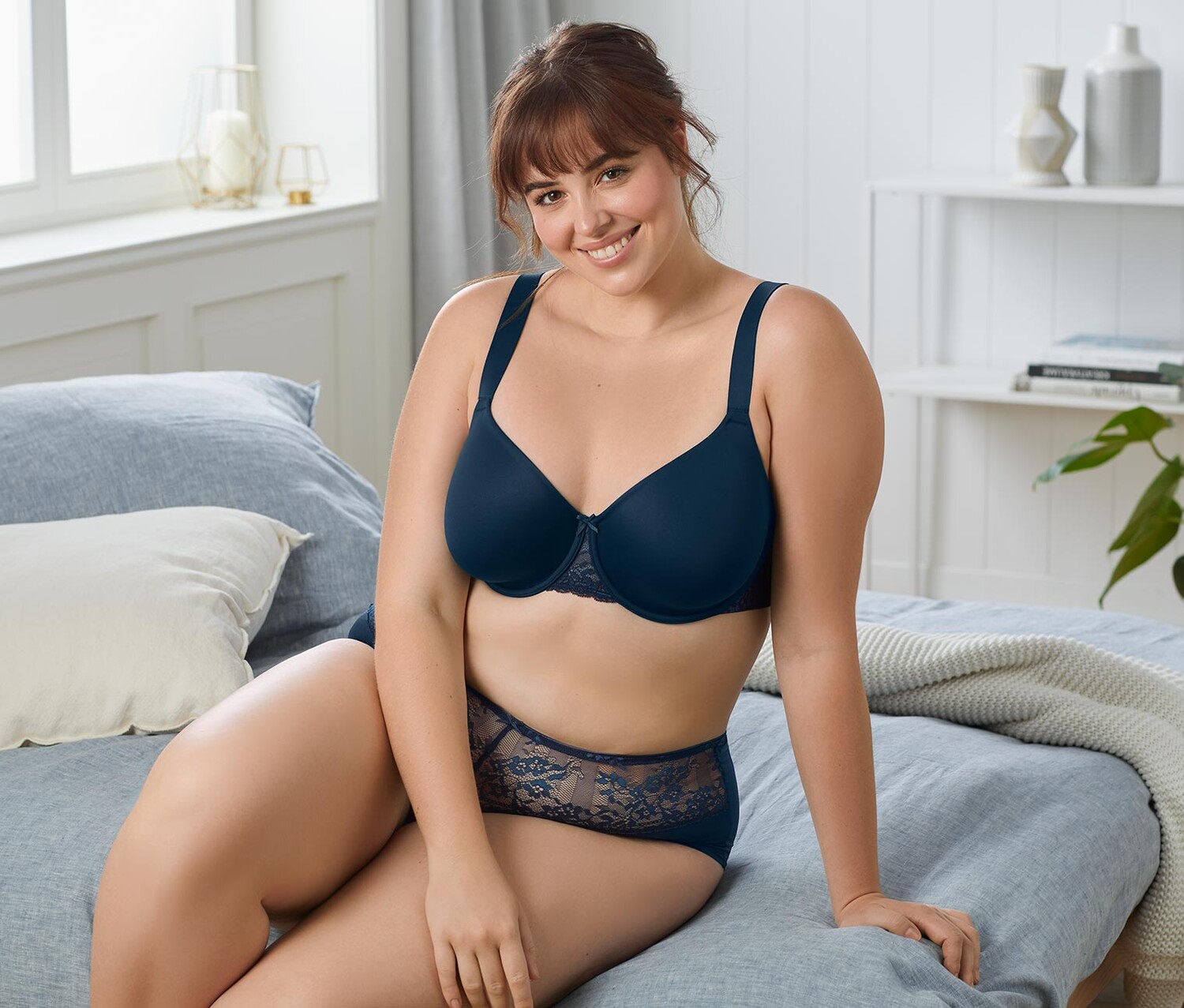 Бюстгальтер на косточках Tchibo, темно-синий
Бюстгальтер на косточках Tchibo, темно-синий