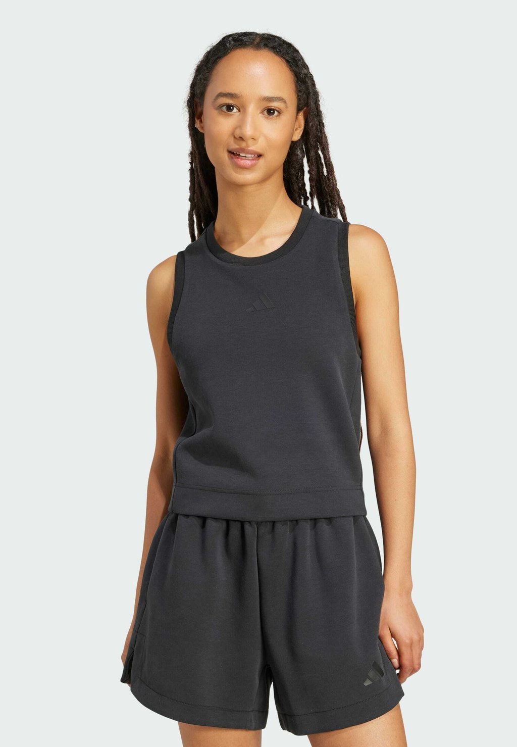 Топ Adidas Sportswear, черный
Топ Adidas Sportswear, черный