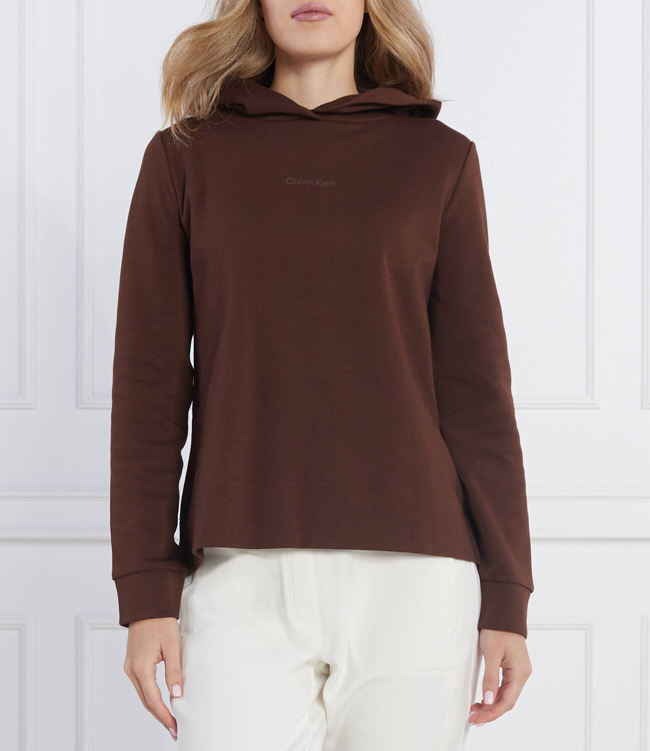 Толстовка Calvin Klein regular fit, коричневый
Толстовка Calvin Klein regular fit, коричневый