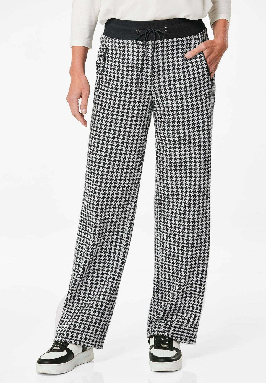 Брюки GOLDNER Trousers, Black
Брюки GOLDNER Trousers, Black