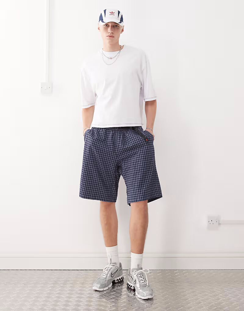 Шорты Gramicci OG из ткани сирсакер лагуна темно-синего цвета
Шорты Gramicci OG из ткани сирсакер лагуна темно-синего цвета