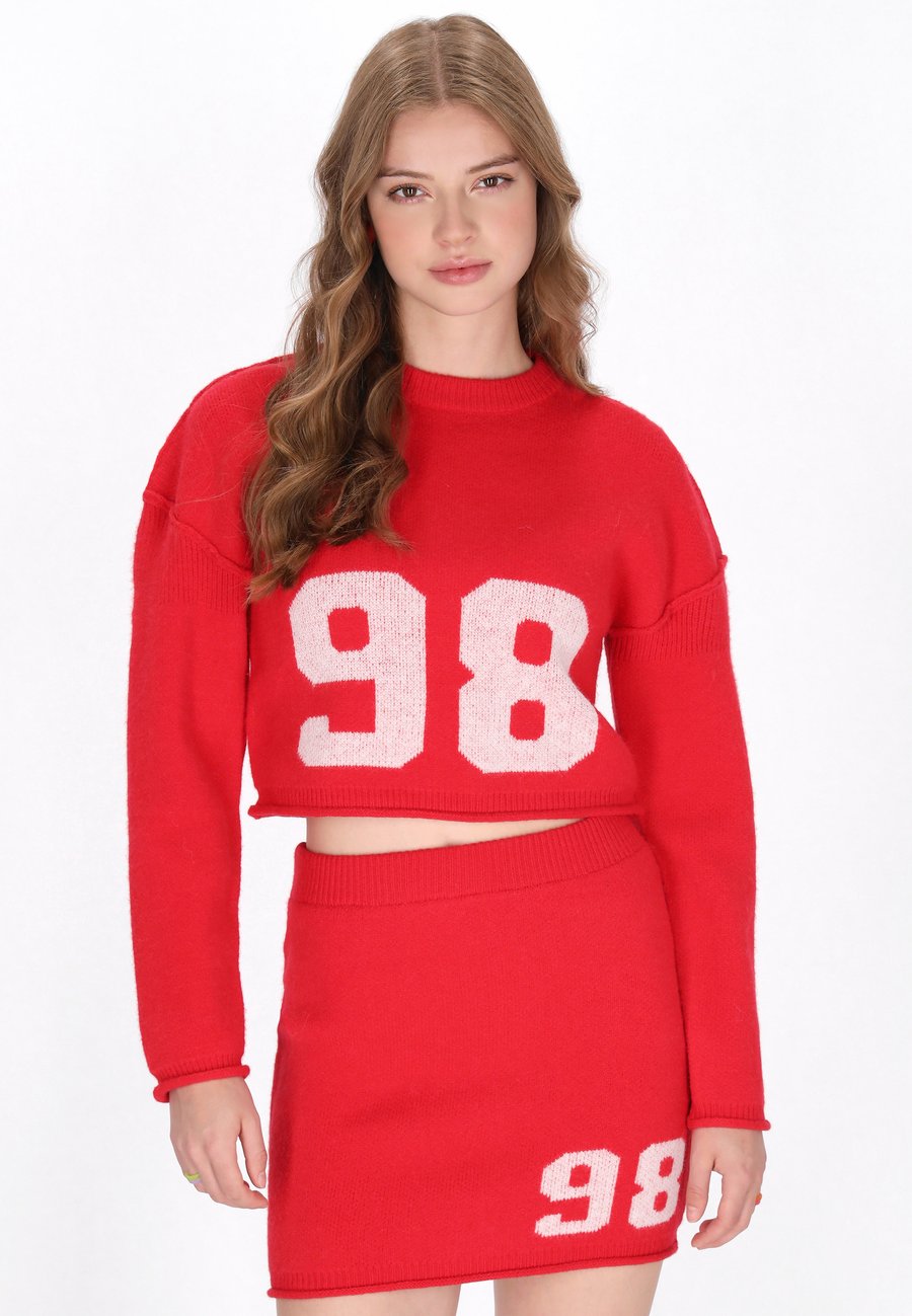 Джемпер myMo Jumper, Red White/Red
Джемпер myMo Jumper, Red White/Red