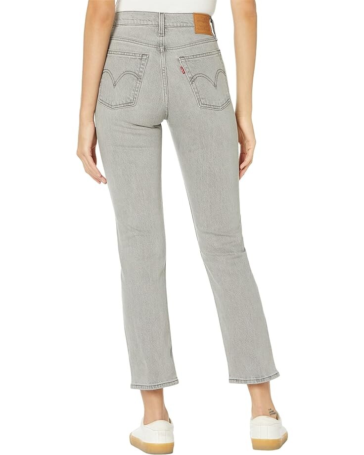 Джинсы Levi's Premium Wedgie Straight, цвет Top Of The Hill
Джинсы Levi's Premium Wedgie Straight, цвет Top Of The Hill