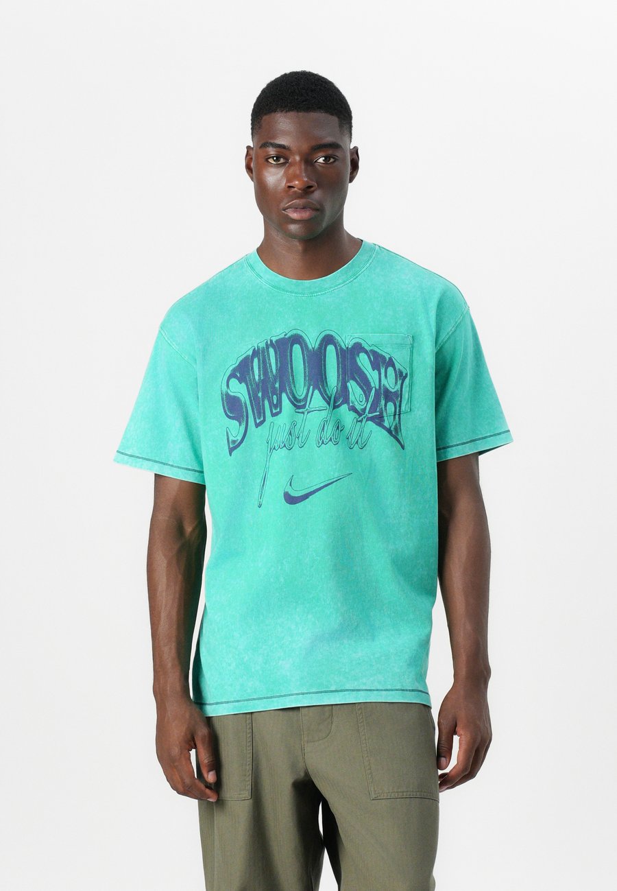 Футболка Nike Sportswear TEE , Stadium Green/Green, Зеленый, Футболка Nike Sportswear TEE , Stadium Green/Green
Футболка Nike Sportswear TEE , Stadium Green/Green, Зеленый, Футболка Nike Sportswear TEE , Stadium Green/Green