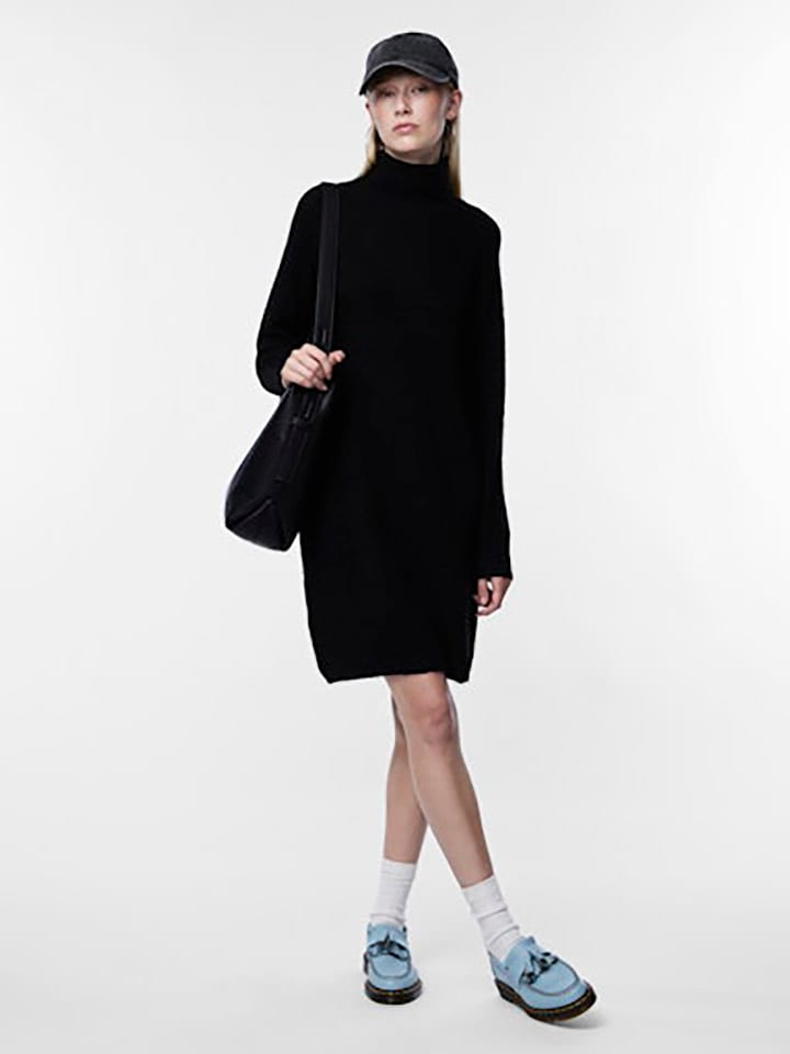 Платье до колена Pieces, черный
Платье до колена Pieces, черный