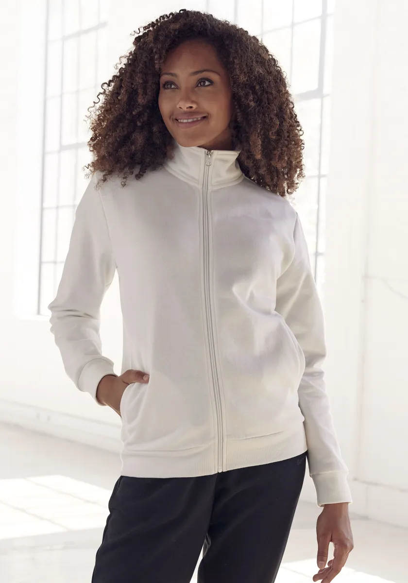 Bench Толстовка для дома "Lounge Jacket", с воротником стойкой и блестящим логотипом, одежда для дома, костюм для отдыха Bench Loungewear, белый
Bench Толстовка для дома "Lounge Jacket", с воротником стойкой и блестящим логотипом, одежда для дома, костюм для отдыха Bench Loungewear, белый