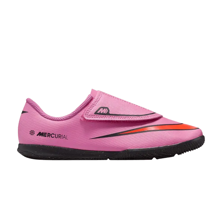 Кроссовки Nike Mercurial Vapor 16 Club IC PS 'Scary Good Pack', фиолетовый 
Кроссовки Nike Mercurial Vapor 16 Club IC PS 'Scary Good Pack', фиолетовый