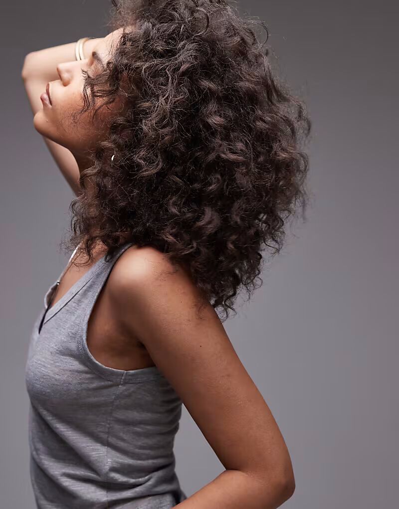 Льняной топ Topshop с круглым вырезом серого цвета
Льняной топ Topshop с круглым вырезом серого цвета