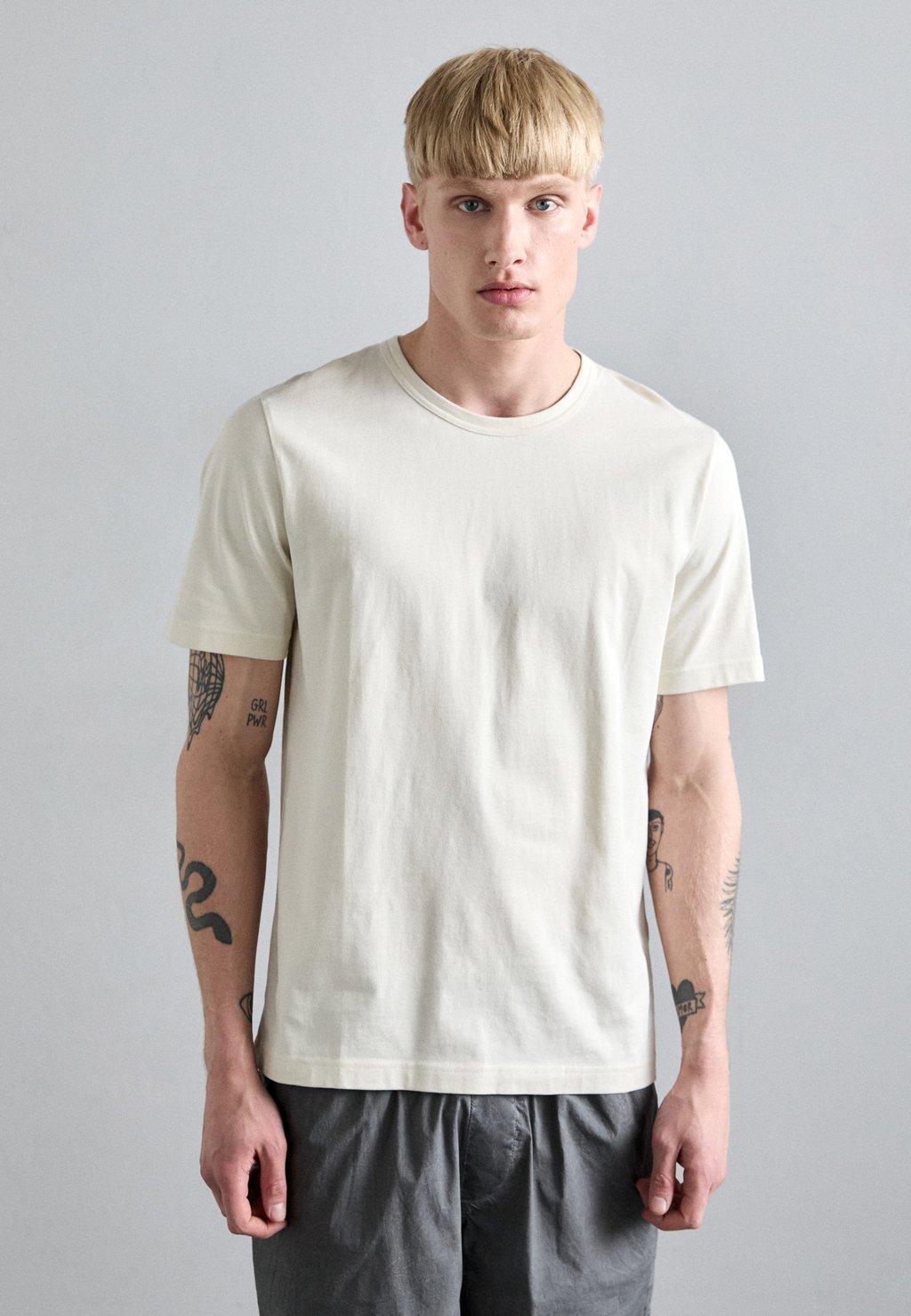 Футболка OLAF Tiger of Sweden, кремовый
Футболка OLAF Tiger of Sweden, кремовый