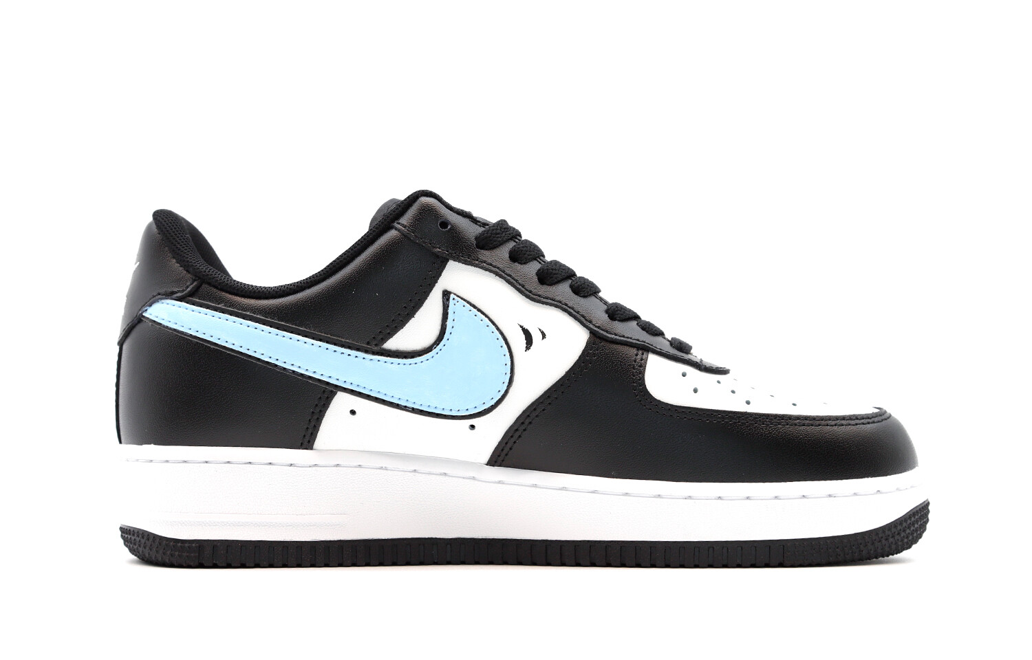 Кастомизированные кроссовки Nike Air Force 1 Skateboarding Shoes Unisex, белый/черный
Кастомизированные кроссовки Nike Air Force 1 Skateboarding Shoes Unisex, белый/черный