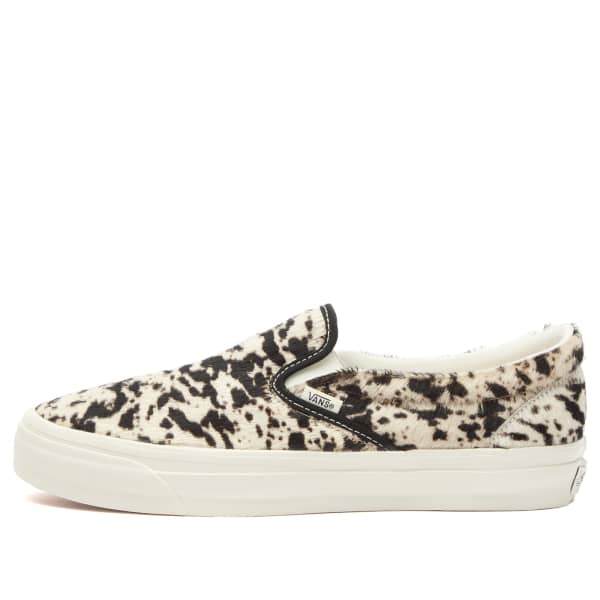 Классические слипоны Lx 98 Vans, pony hair, черный & белый
Классические слипоны Lx 98 Vans, pony hair, черный & белый