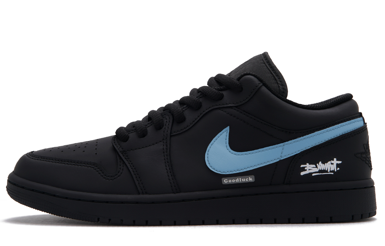 Jordan Air 1 Black Sky Abrasion Resistant Low top Vintage Basketball Shoes Мужские черные синие
Jordan Air 1 Black Sky Abrasion Resistant Low top Vintage Basketball Shoes Мужские черные синие