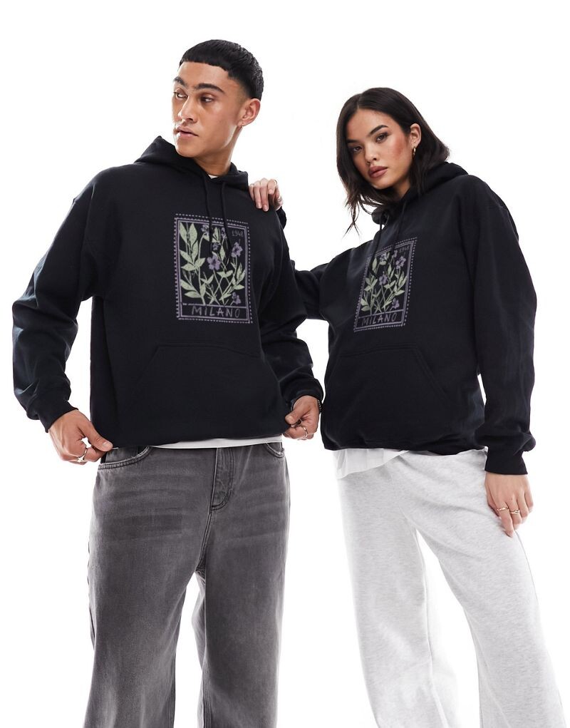 Черное худи с печатью PRNT x ASOS Milano
Черное худи с печатью PRNT x ASOS Milano