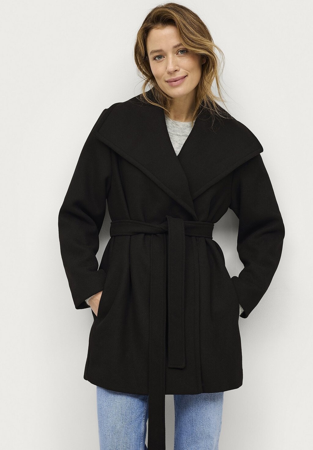 Классическое пальто Ellos Collection, цвет schwarz
Классическое пальто Ellos Collection, цвет schwarz