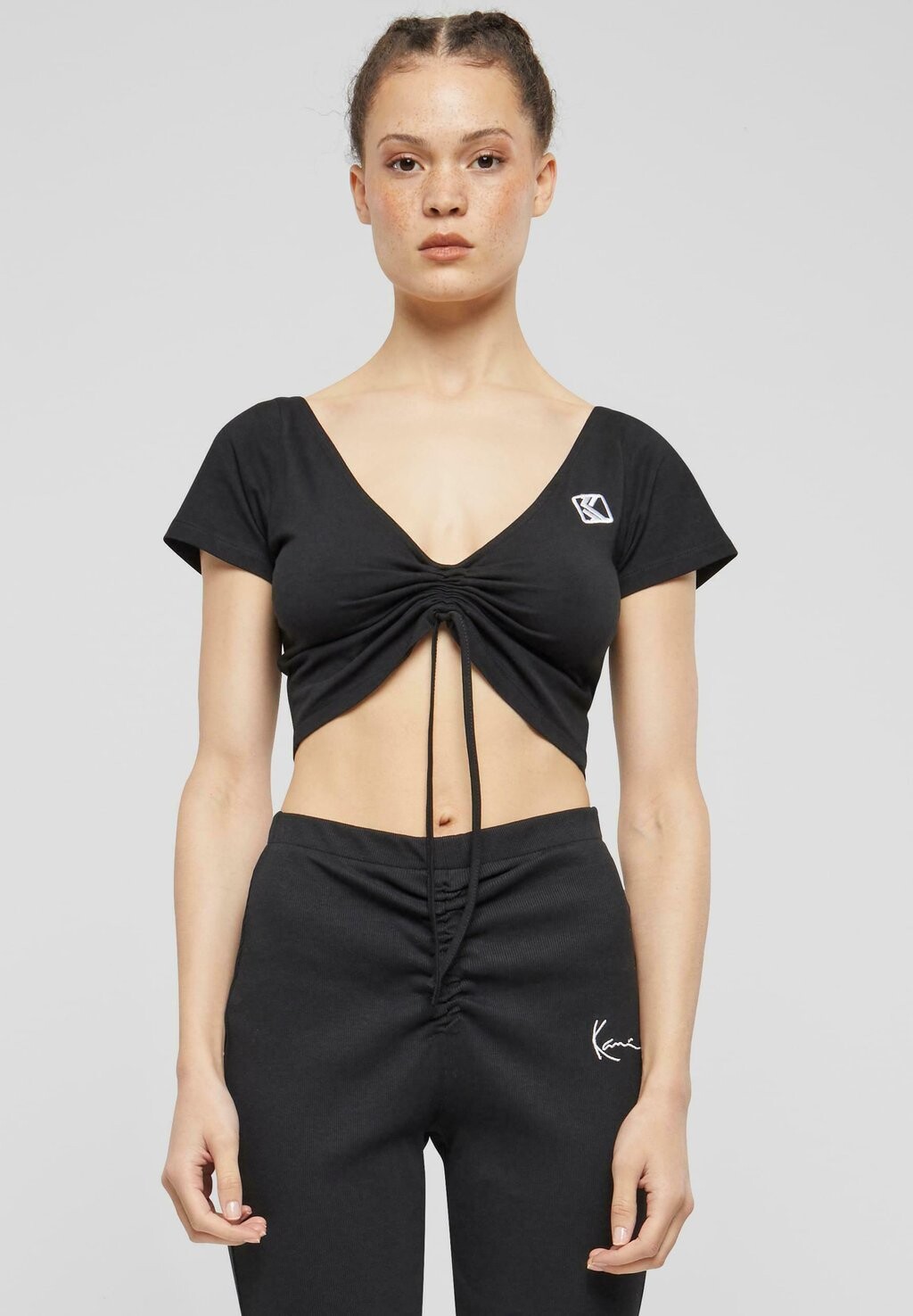 Футболка с принтом OG GATHERING CROP Karl Kani, цвет black
Футболка с принтом OG GATHERING CROP Karl Kani, цвет black