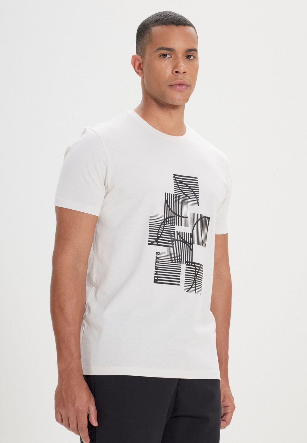 Футболка с принтом STANDARD FIT CREW NECK AC&CO / ALTINYILDIZ CLASSICS, светло-серый
Футболка с принтом STANDARD FIT CREW NECK AC&CO / ALTINYILDIZ CLASSICS, светло-серый