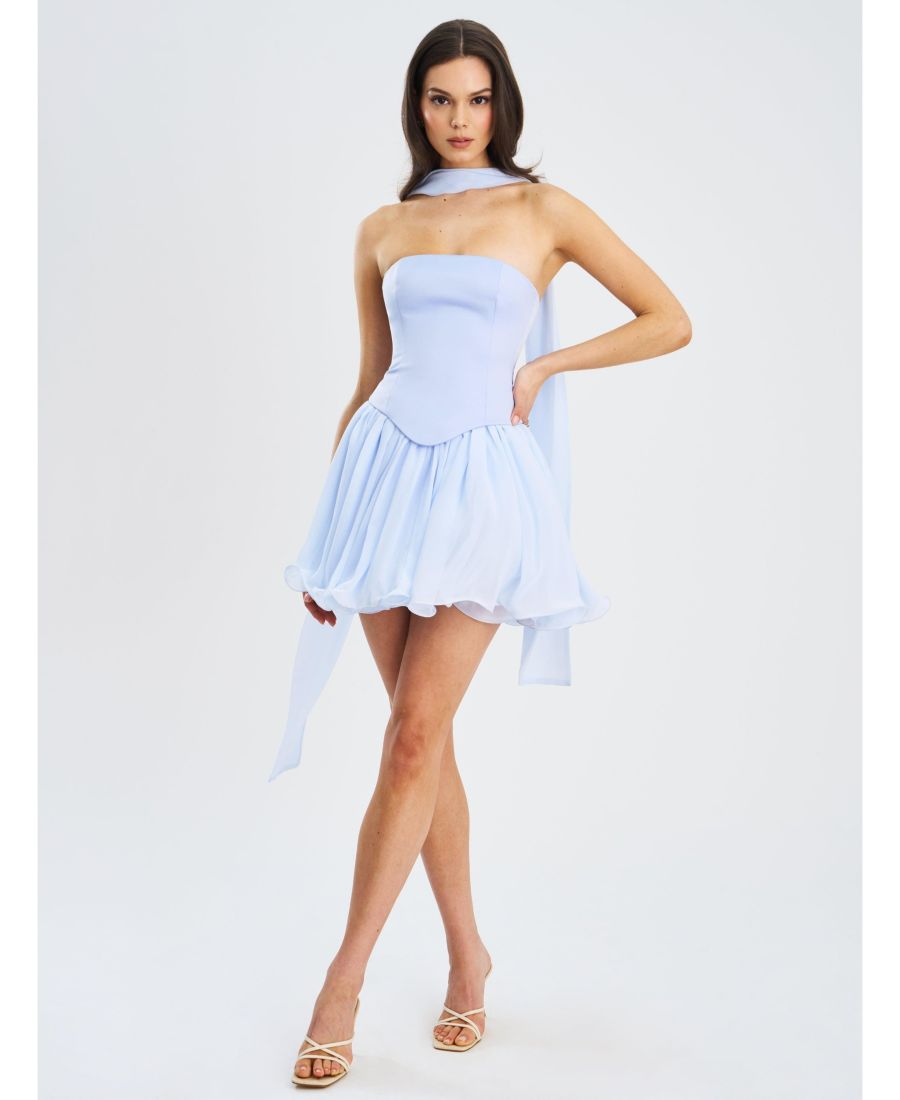 Женское мини-платье Valentina нежно-голубого цвета с косточками и баской Miss Circle, Baby blue
Женское мини-платье Valentina нежно-голубого цвета с косточками и баской Miss Circle, Baby blue