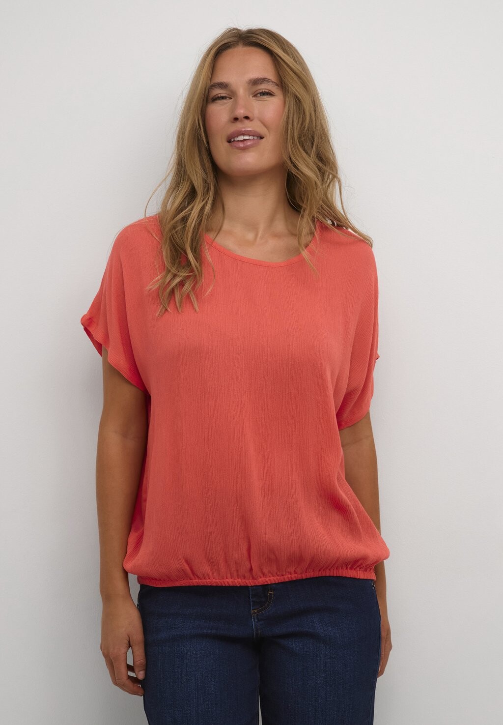 Блузка AMBER STANLEY SS Kaffe, цвет cayenne
Блузка AMBER STANLEY SS Kaffe, цвет cayenne
