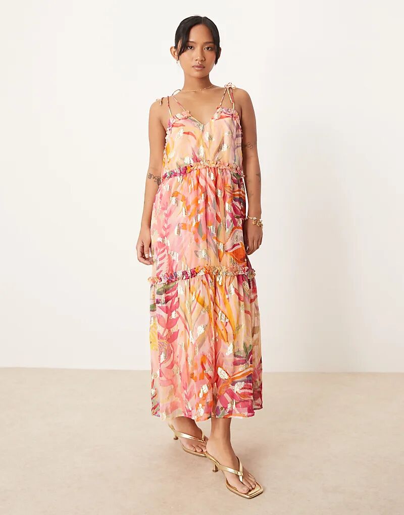 Платье миди Hope & Ivy Petite с завязками, многоярусное, кораллового цвета с золотыми вкраплениями
Платье миди Hope & Ivy Petite с завязками, многоярусное, кораллового цвета с золотыми вкраплениями