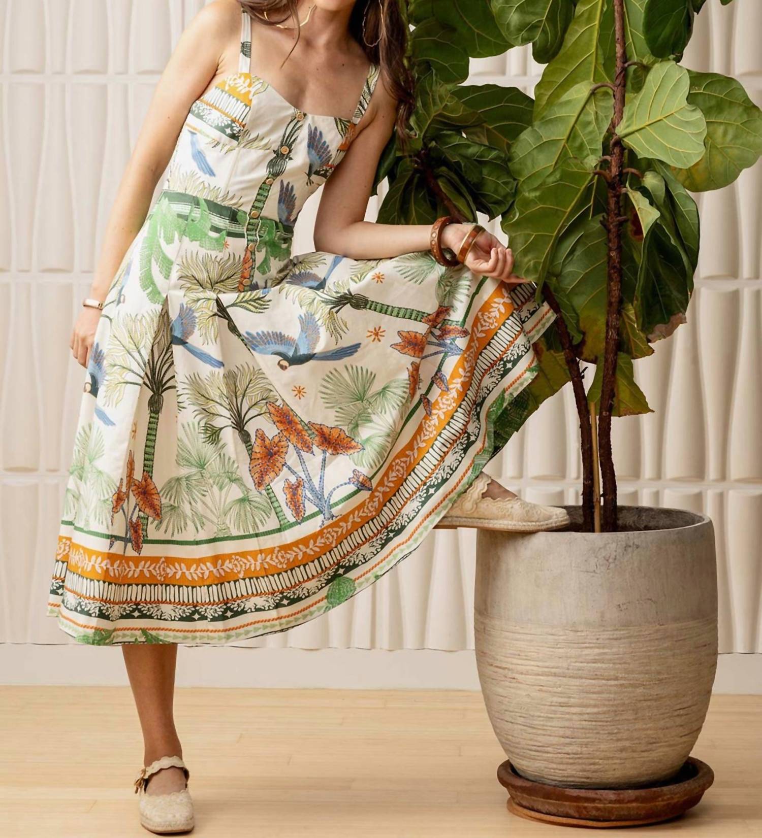 Женское платье Sao Paulo в райской птице Aylaya, Paradise Bird
Женское платье Sao Paulo в райской птице Aylaya, Paradise Bird