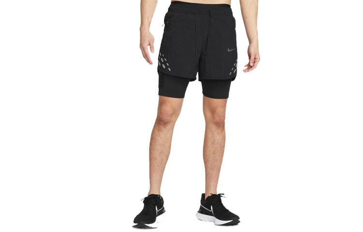 Мужские повседневные шорты Nike, цвет Black 
Мужские повседневные шорты Nike, цвет Black