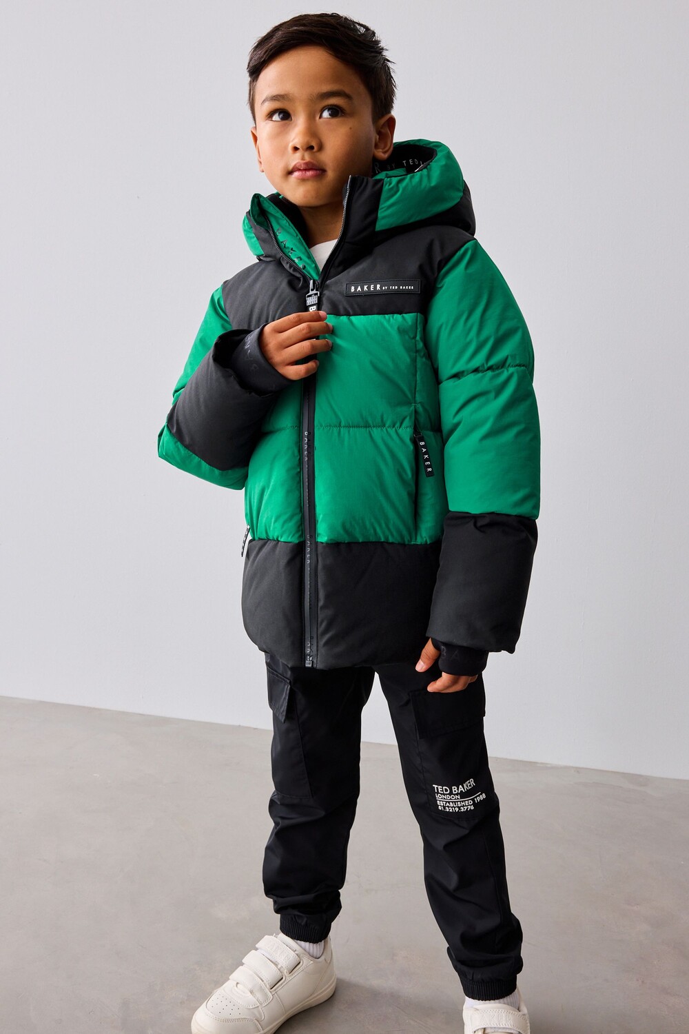 Утепленное пальто с цветными блоками, устойчивое к воздействию дождя Baker By Ted Baker, зеленый
Утепленное пальто с цветными блоками, устойчивое к воздействию дождя Baker By Ted Baker, зеленый