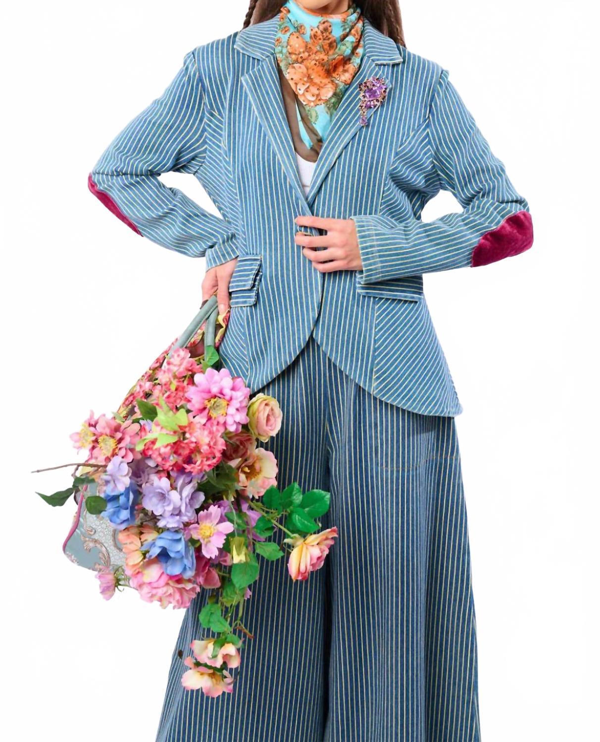 Алайя Полосатый Джинсовый Блейзер в синем цвете Aratta
Алайя Полосатый Джинсовый Блейзер в синем цвете Aratta