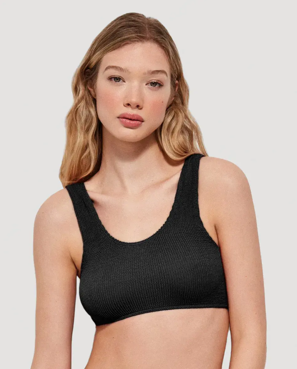 Верх бикини одного размера Gisela, черный
Верх бикини одного размера Gisela, черный