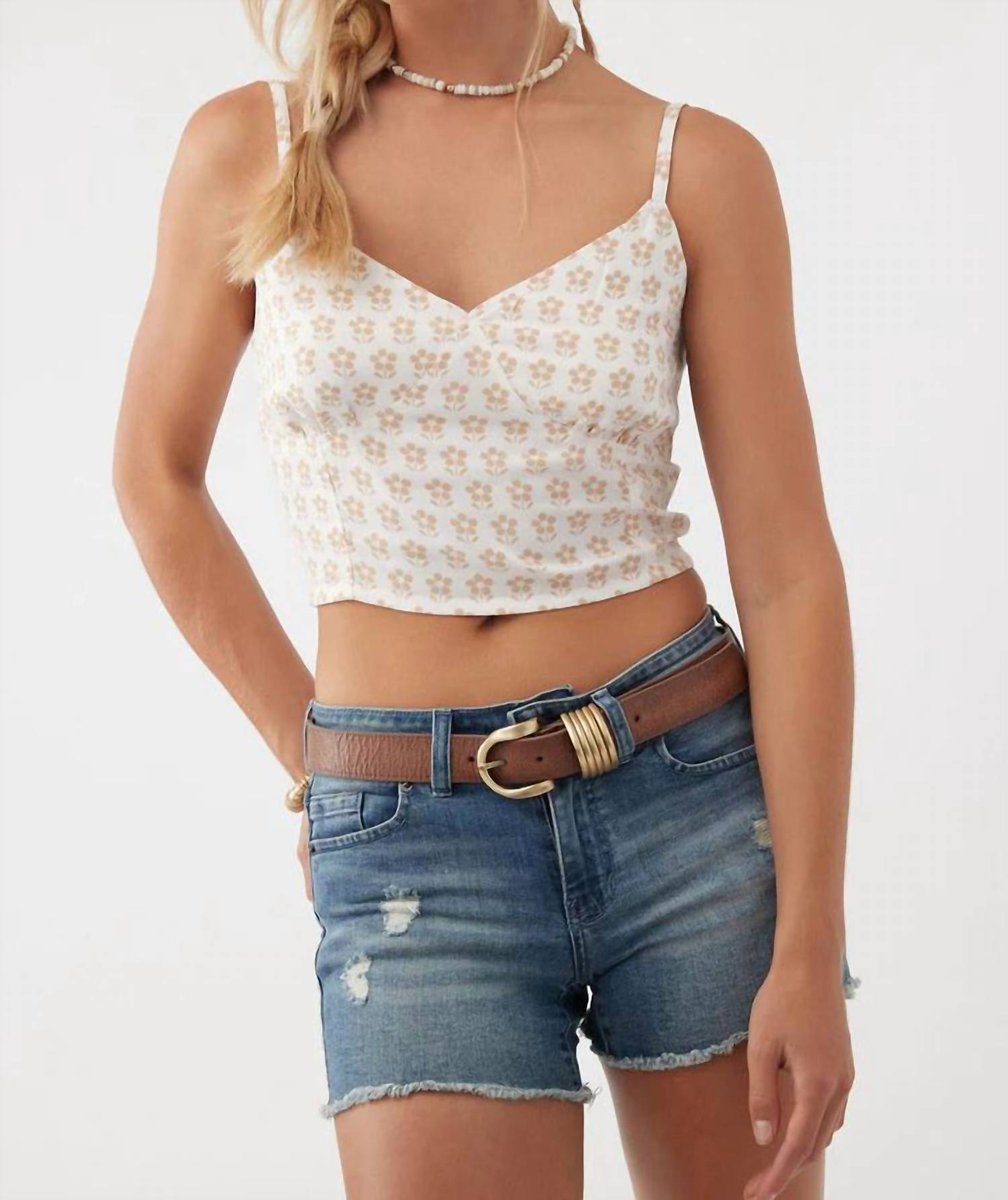 Калия Топ в белом O'Neill
Калия Топ в белом O'Neill