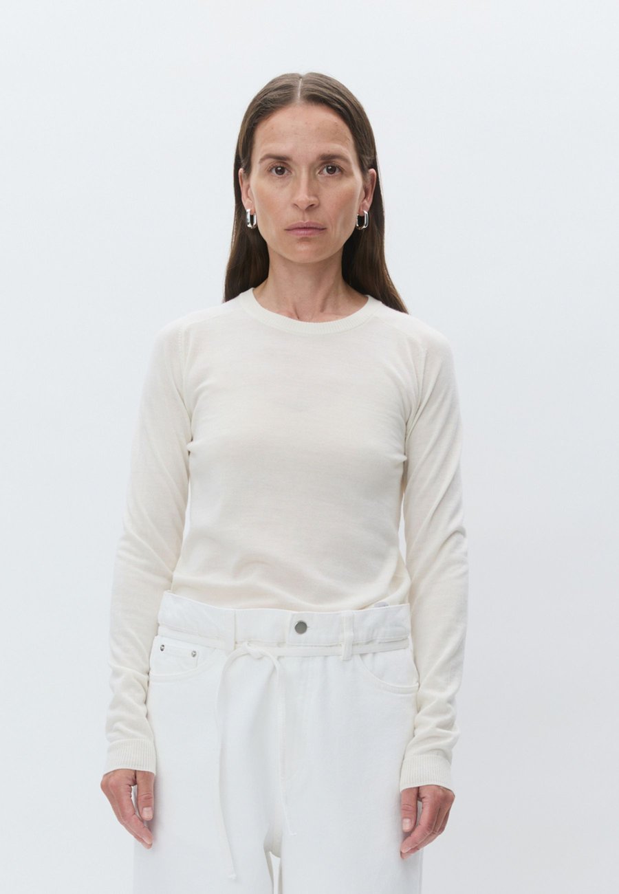 Джемпер DAY Birger et Mikkelsen ANNABELLE DAILY ELEMENTS, Ivory Shade/Off-White
Джемпер DAY Birger et Mikkelsen ANNABELLE DAILY ELEMENTS, Ivory Shade/Off-White