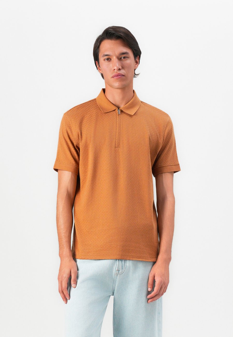 Поло Selected Homme SLHISAAC ZIP, Chipmunk/Brown, Коричневый, Поло Selected Homme SLHISAAC ZIP, Chipmunk/Brown
Поло Selected Homme SLHISAAC ZIP, Chipmunk/Brown, Коричневый, Поло Selected Homme SLHISAAC ZIP, Chipmunk/Brown