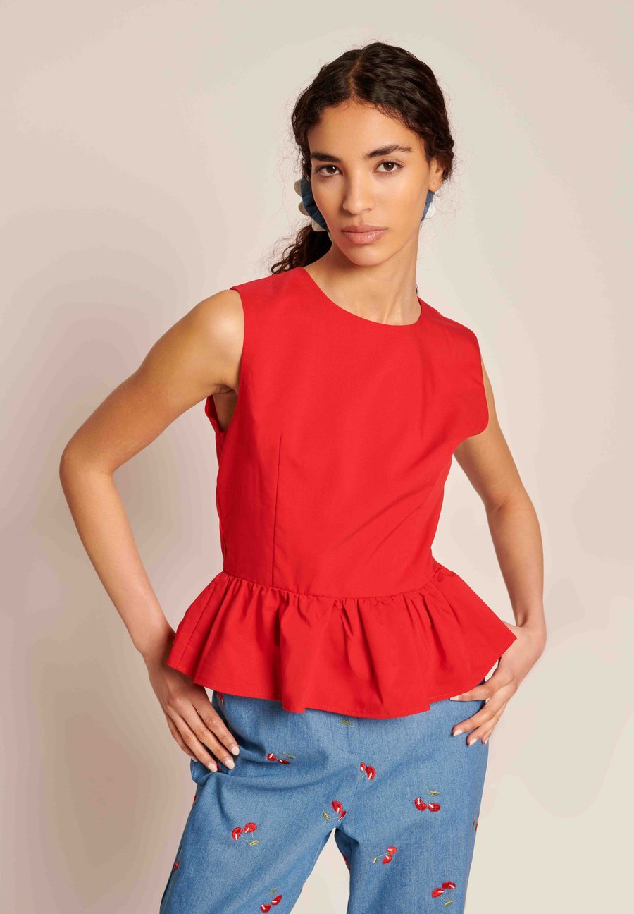 Блуза Sister Jane CARMEN OPEN BACK, Red
Блуза Sister Jane CARMEN OPEN BACK, Red