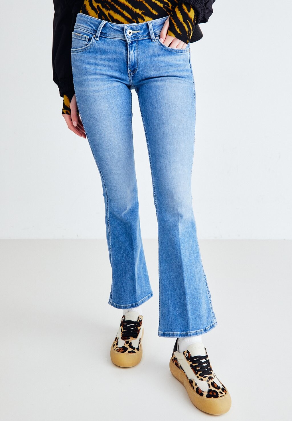 Джинсы-клеш Pepe Jeans, цвет blue
Джинсы-клеш Pepe Jeans, цвет blue