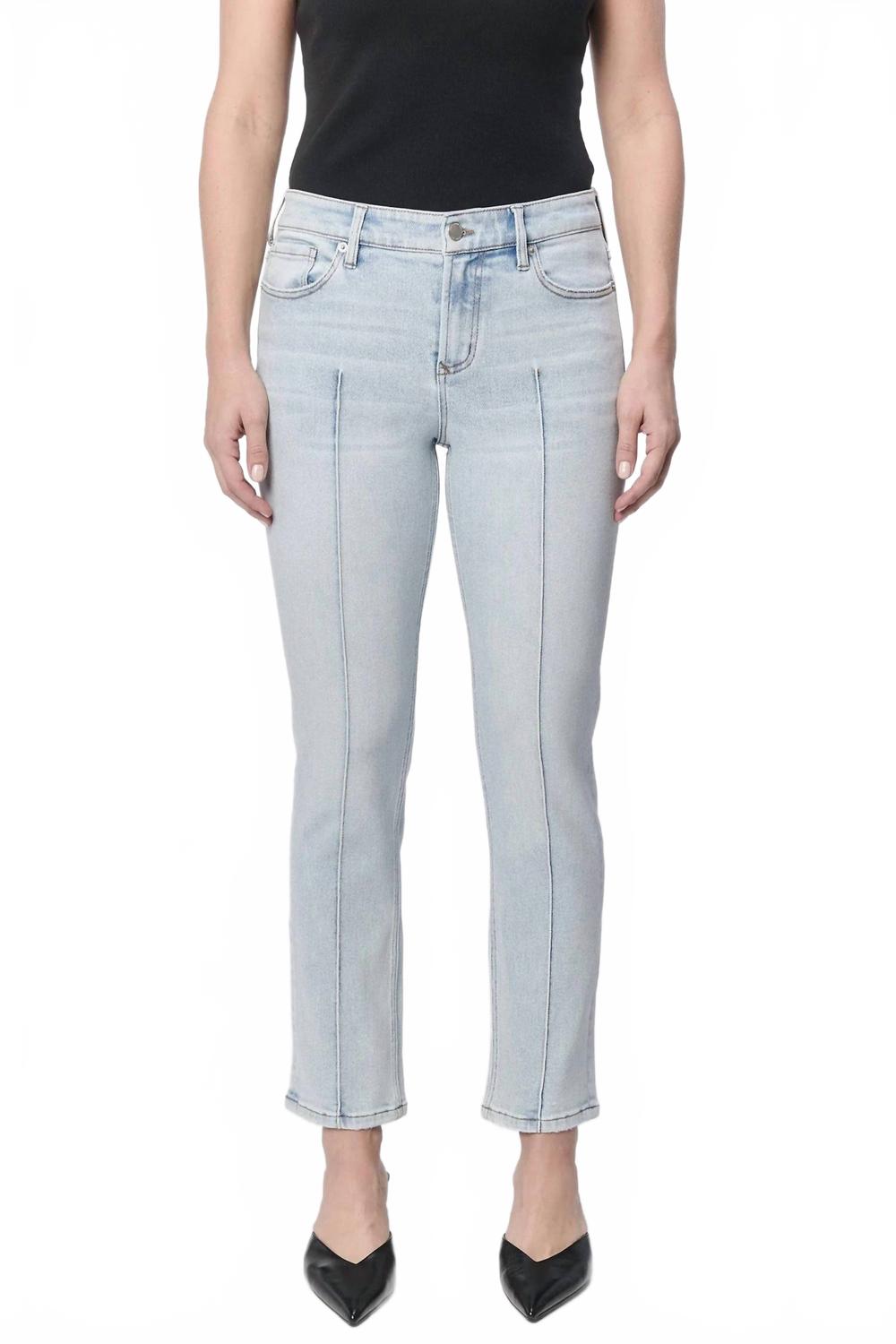 Блейр Слим Страйт Поситано Джинсы в светло-голубом цвете DEAR JOHN DENIM
Блейр Слим Страйт Поситано Джинсы в светло-голубом цвете DEAR JOHN DENIM