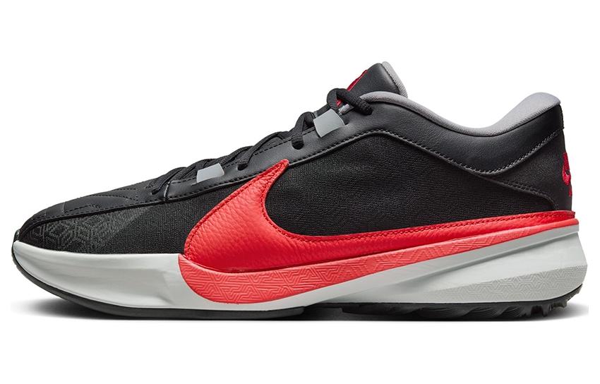 Nike Zoom Freak 5 Ep 'Black University Red', черный красный
Nike Zoom Freak 5 Ep 'Black University Red', черный красный