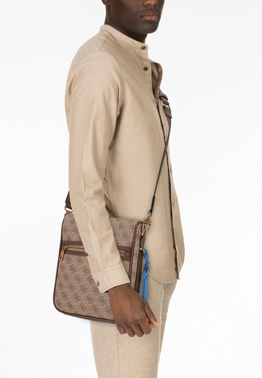 Сумка кросс-боди Guess MILANO, Beige/Brown/Beige
Сумка кросс-боди Guess MILANO, Beige/Brown/Beige