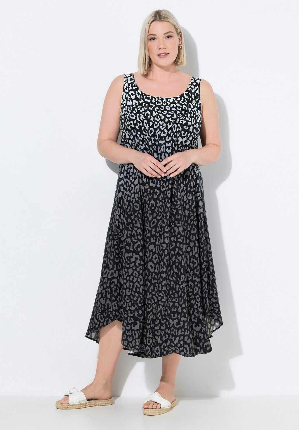 Повседневное платье Ulla Popken, черный 
Повседневное платье Ulla Popken, черный