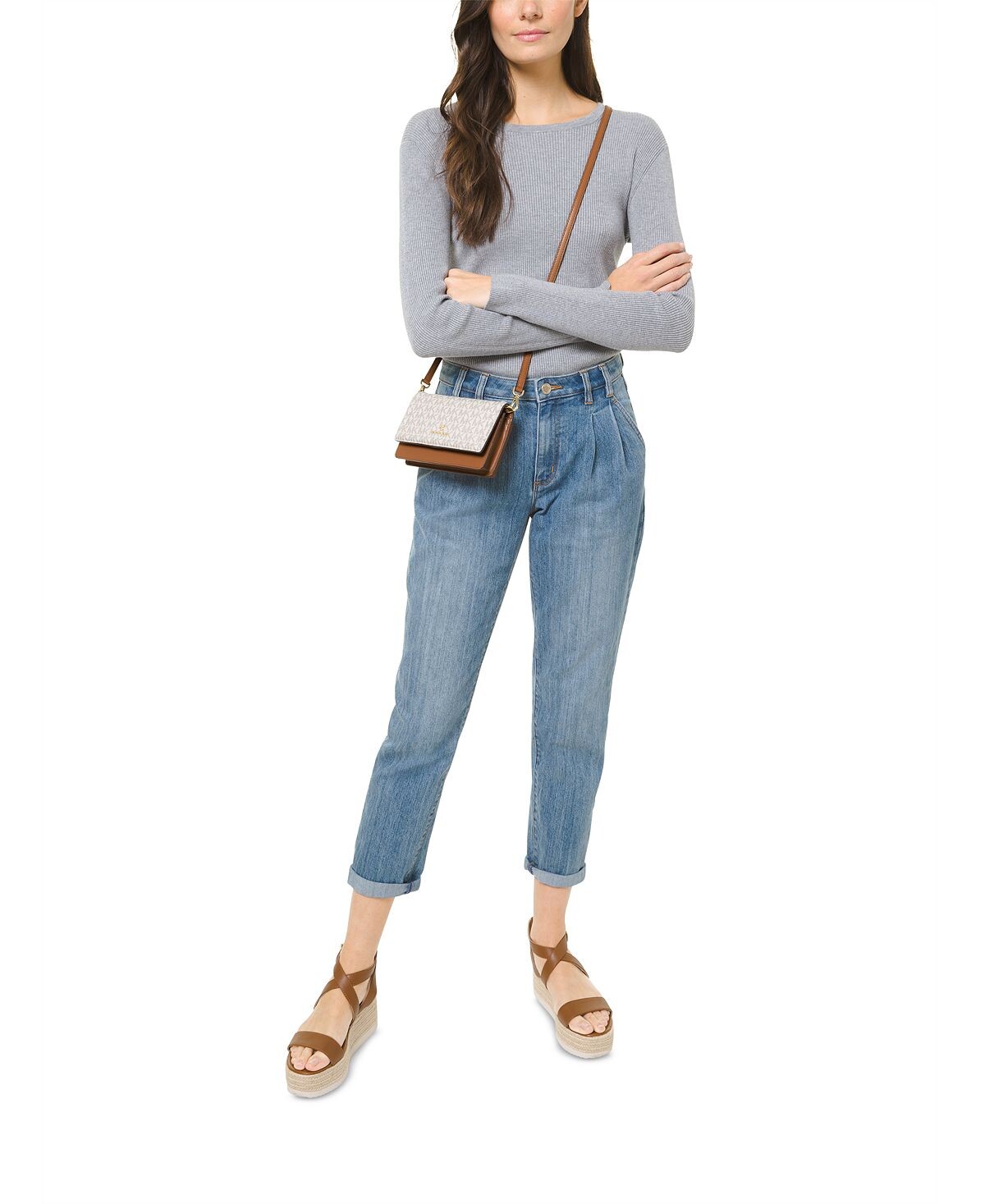 Сумка-подвеска для телефона с логотипом Jet Set через плечо Michael Kors
Сумка-подвеска для телефона с логотипом Jet Set через плечо Michael Kors