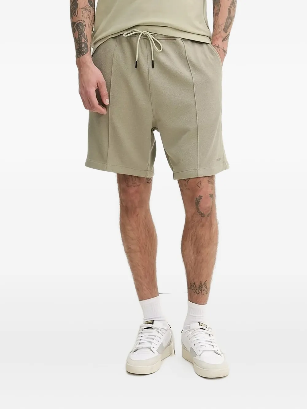 Текстурированные шорты с завязками HUGO, нейтральный
Текстурированные шорты с завязками HUGO, нейтральный