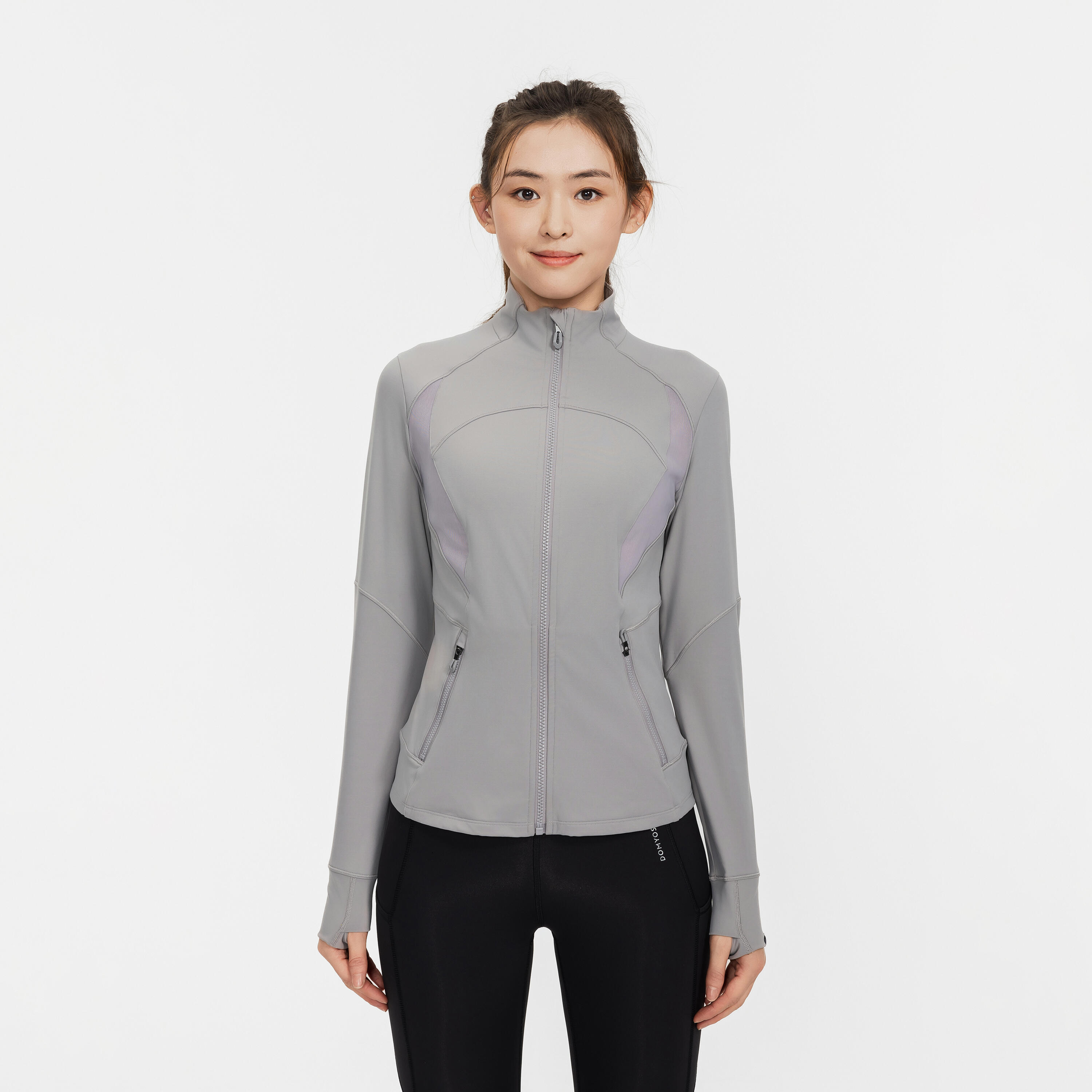 Женская облегающая куртка Domyos с рельефными деталями азиатский крой
Женская облегающая куртка Domyos с рельефными деталями азиатский крой