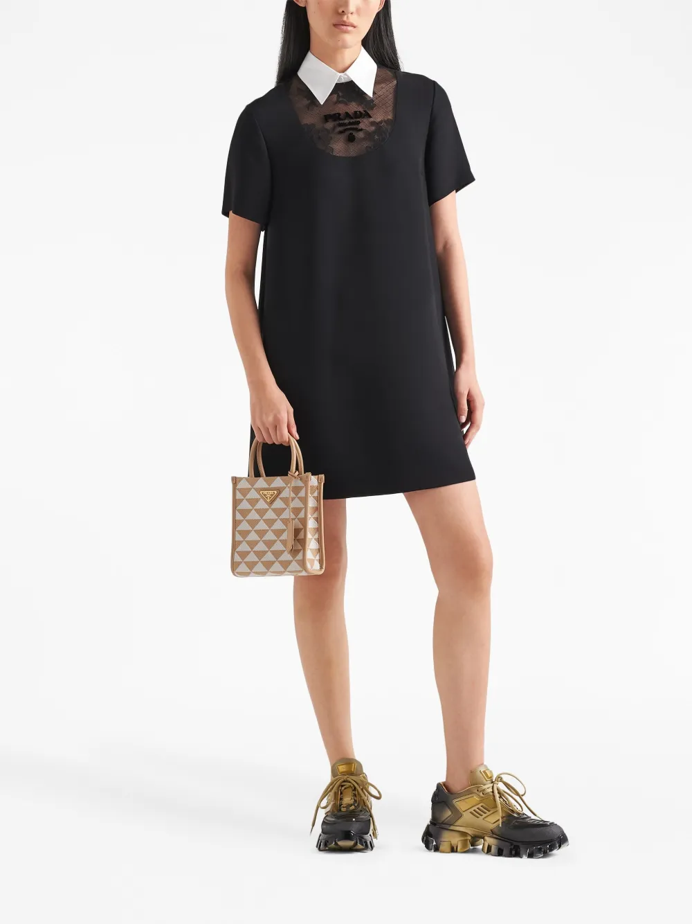 Сумка-тоут Symbole с логотипом Prada, нейтральный
Сумка-тоут Symbole с логотипом Prada, нейтральный