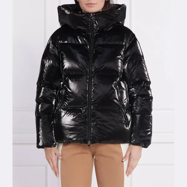 Пуховик Roxie стандартного кроя Hetrego, черный
Пуховик Roxie стандартного кроя Hetrego, черный