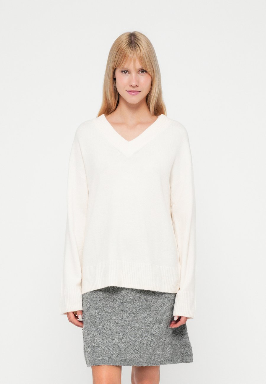 Джемпер GAP AIRY V NECK, Bleach/Beige
Джемпер GAP AIRY V NECK, Bleach/Beige