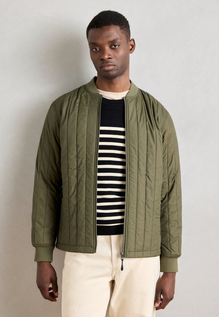 Куртка Lindbergh Light jacket, Army/Olive
Куртка Lindbergh Light jacket, Army/Olive