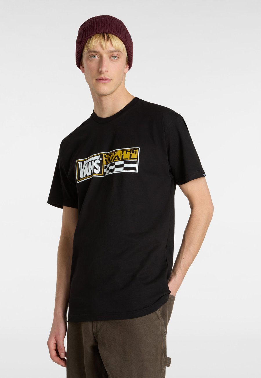 Футболка Vans HI STRETCH, Black, Черный, Футболка Vans HI STRETCH, Black
Футболка Vans HI STRETCH, Black, Черный, Футболка Vans HI STRETCH, Black