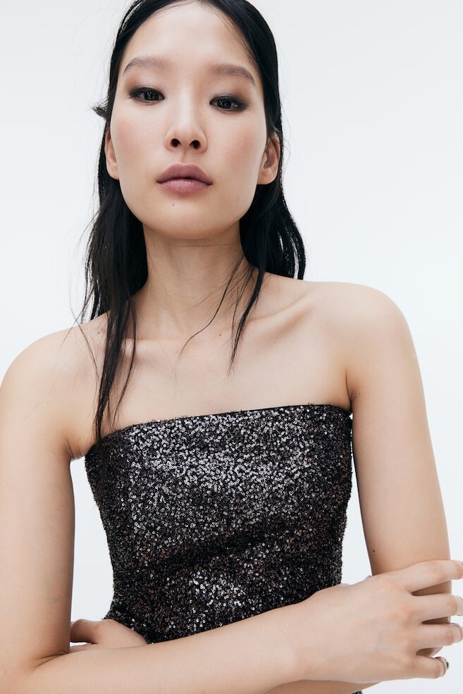 Топ-Бандо с пайетками H&M, мультиколор 
Топ-Бандо с пайетками H&M, мультиколор