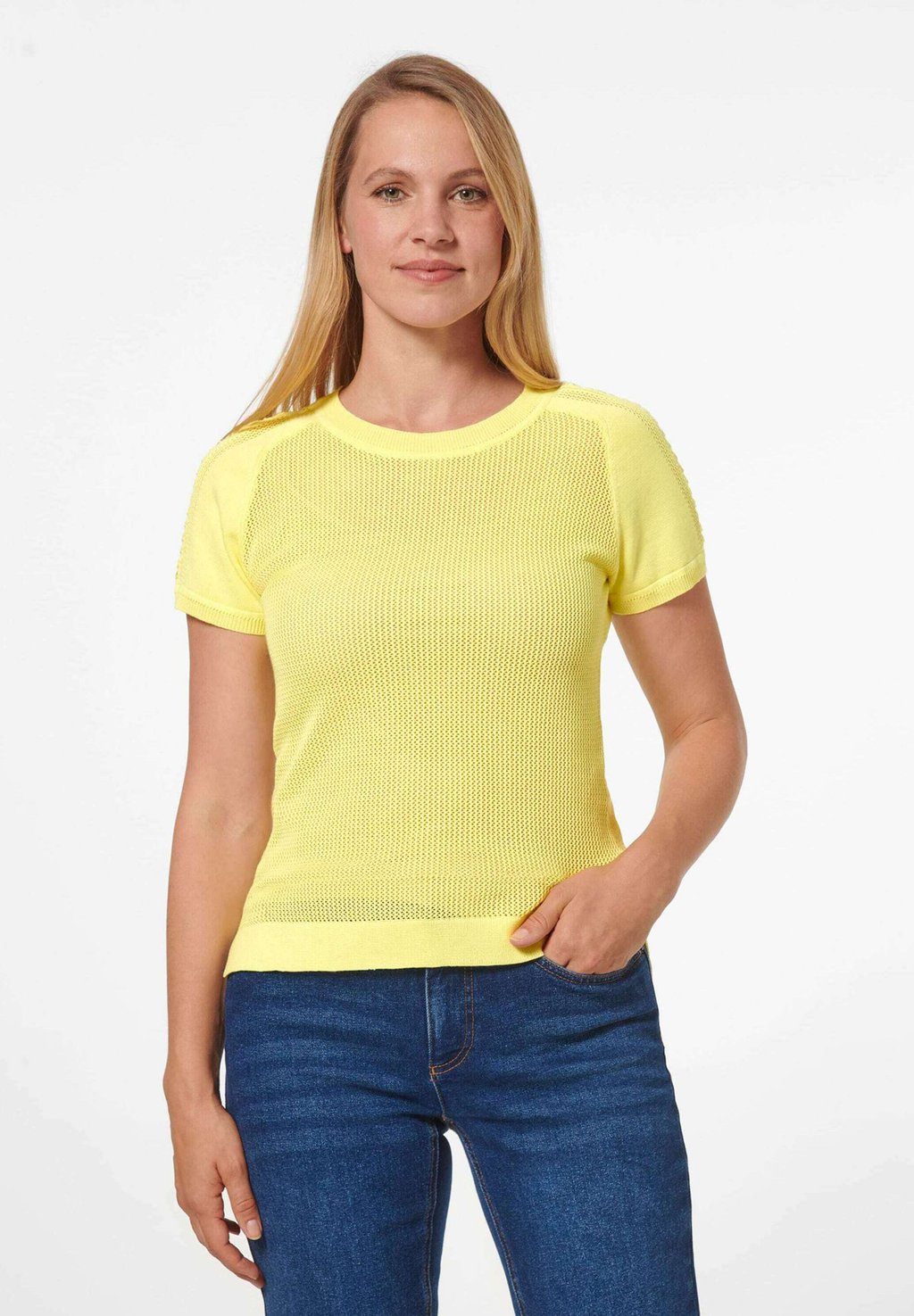 Базовая футболка MADELEINE, желтый
Базовая футболка MADELEINE, желтый
