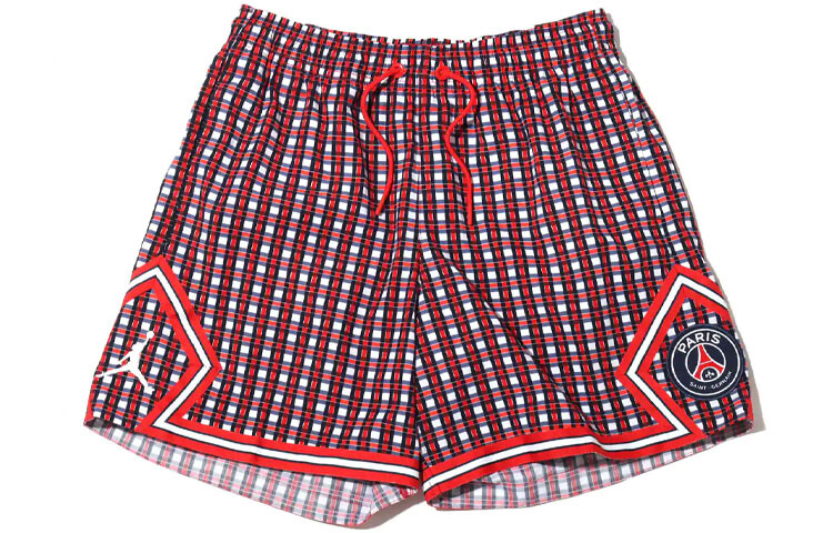 Повседневные шорты женские красные Jordan
Повседневные шорты женские красные Jordan