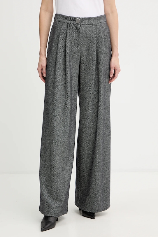 Брюки с шерстью Armani Exchange, серый
Брюки с шерстью Armani Exchange, серый